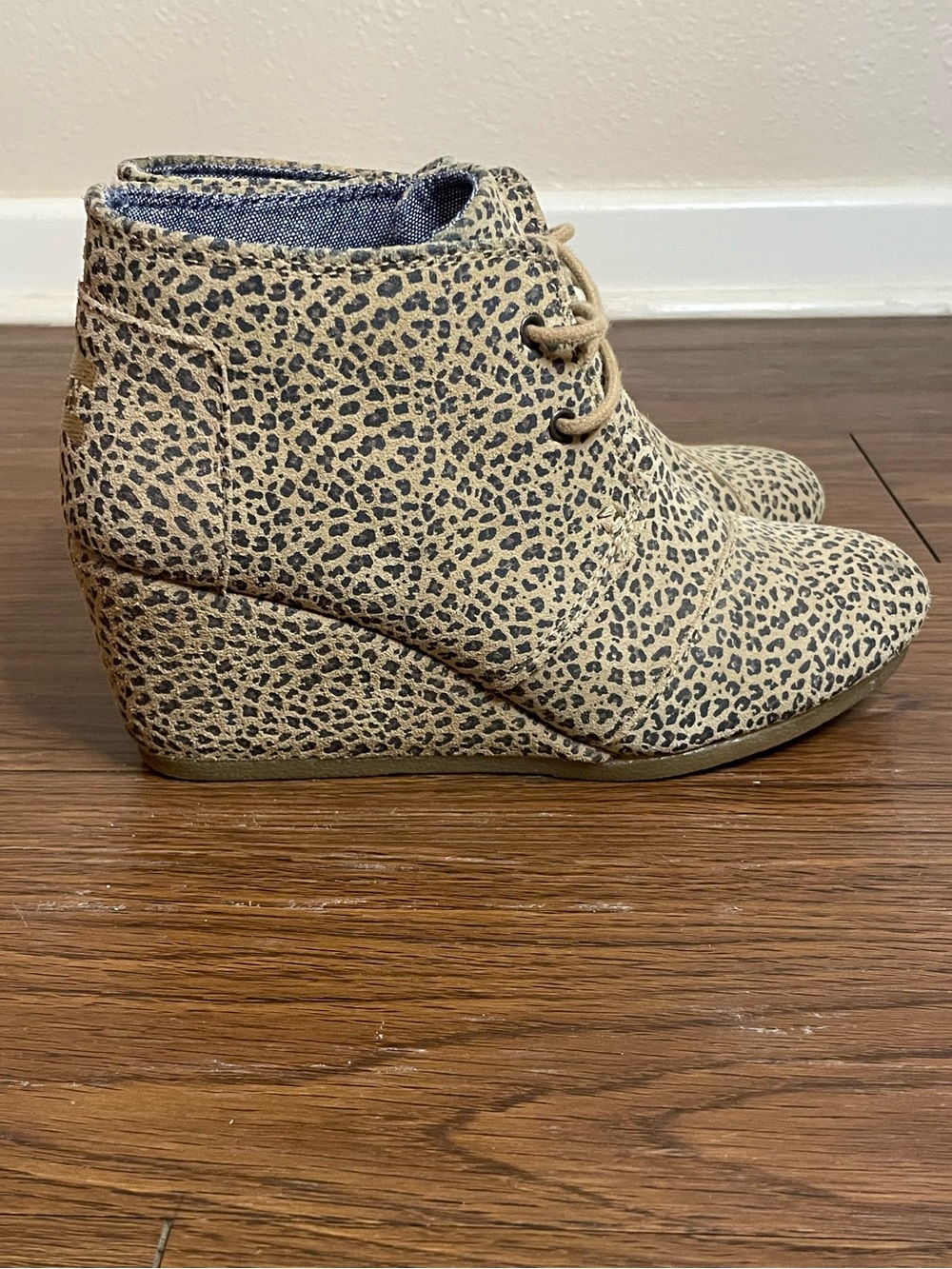 Toms Leopard-Print Lace-Up Wedge Booties in Tan and Black